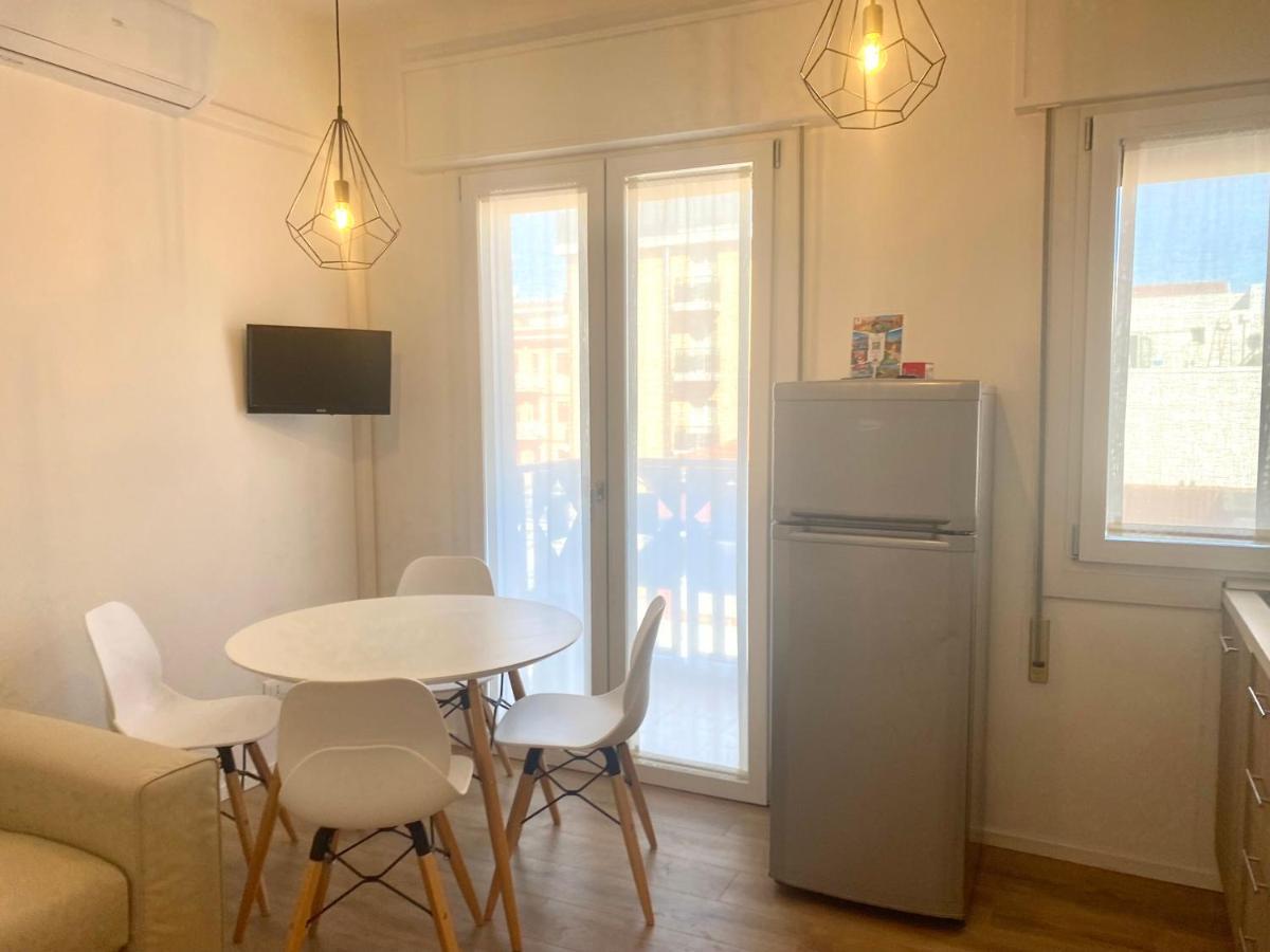Maria Luisa - Piazza Mazzini - 30 Mt Dal Mare - Jesolo Leilighet Eksteriør bilde